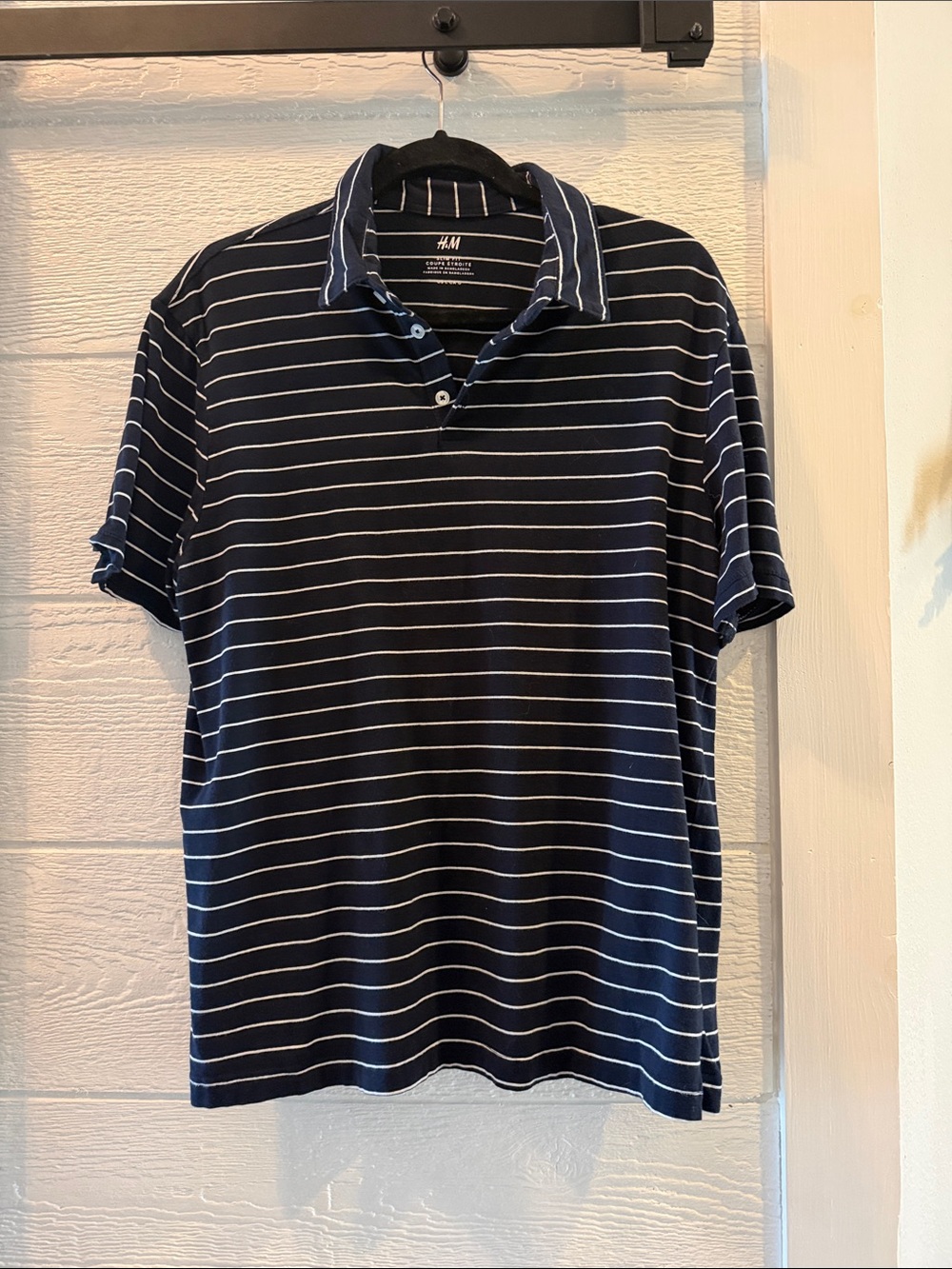 H&M black and White Striped Polo Lg